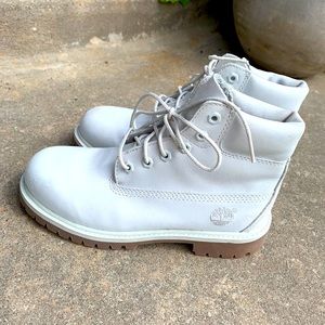 Timberland white boots like new